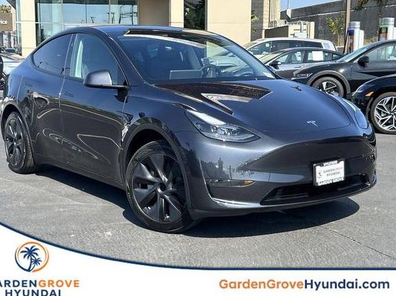 TESLA MODEL Y 2024 7SAYGDED0RF119248 image